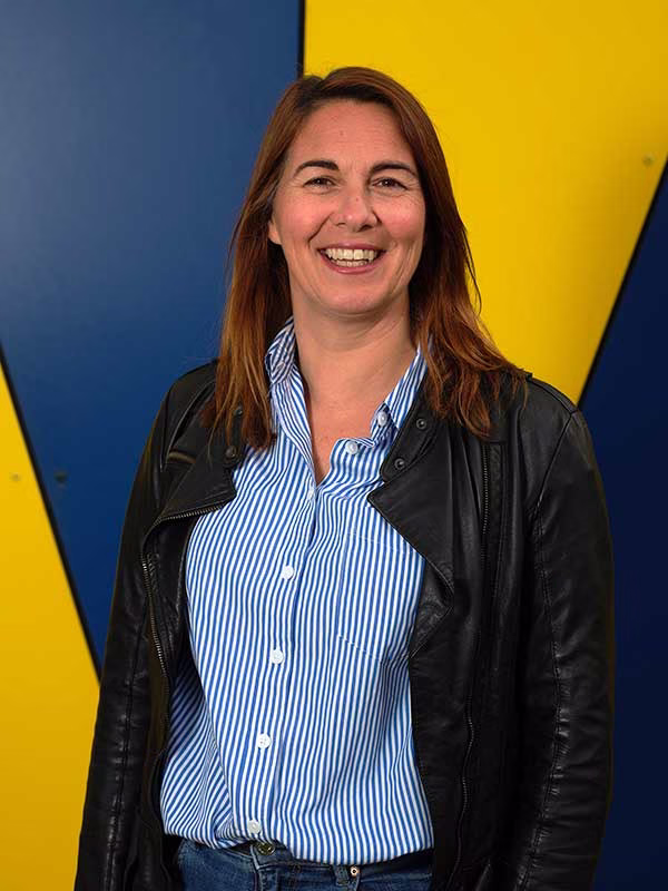 Portrait de Elalami Michel, responsable administration de Tennis Spora